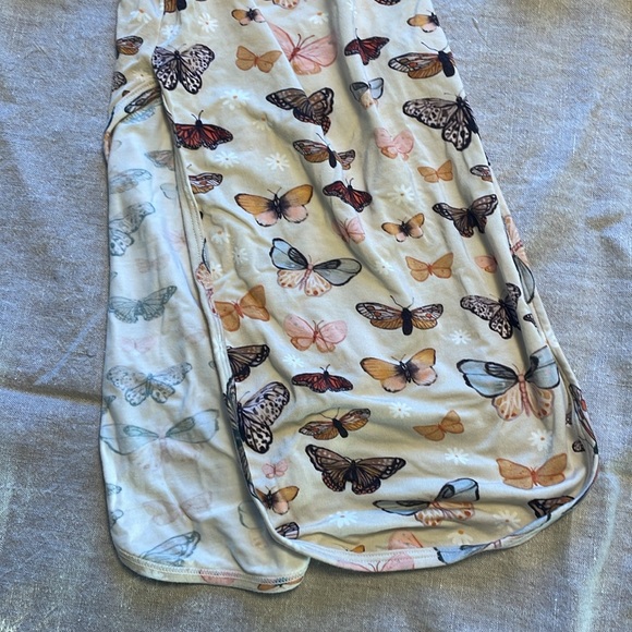 Lou Lou & Company AMELIA NEWBORN HEADBAND GOWN BUNDLE - Picture 8 of 9